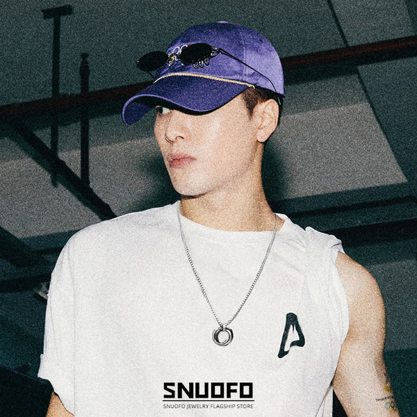 Titāna tērauda ķēde ar kulonu