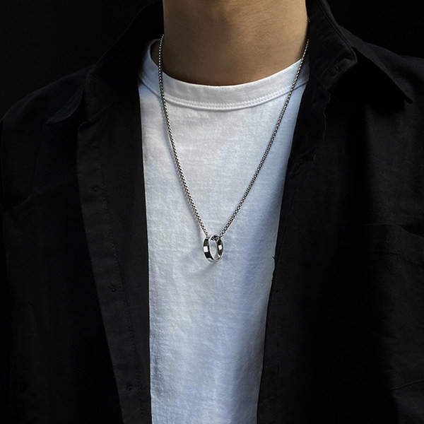 Muški lanac s privjeskom