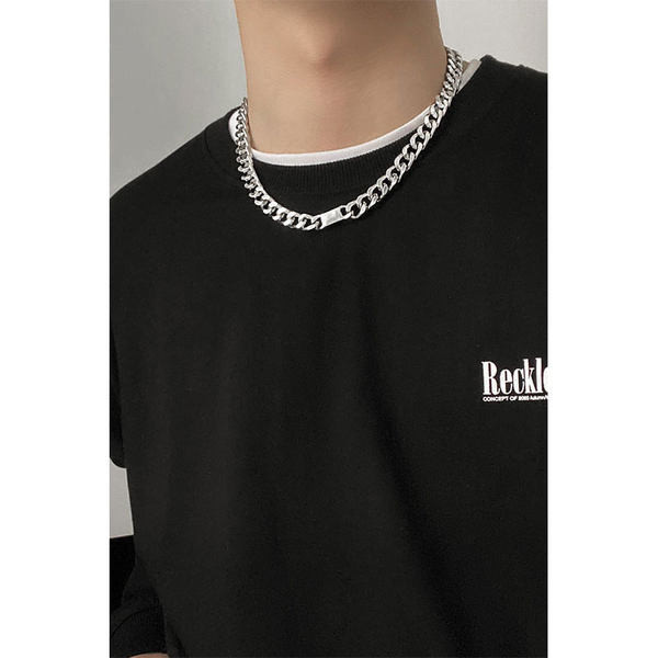 Šiuolaikinė vyriška grandinėlė su metaliniu užsegimu