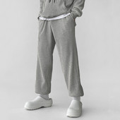 Vyriška apačia su kišenėmis