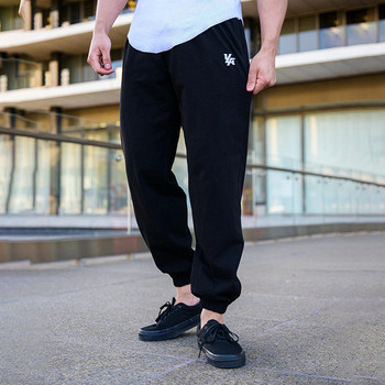 Широк модел мъжки панталон с връзки и джоб