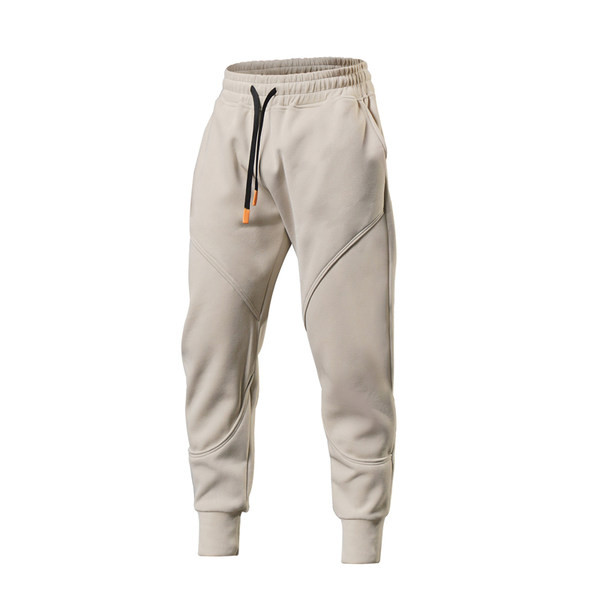 Széles modell sportnadrág zsebbel