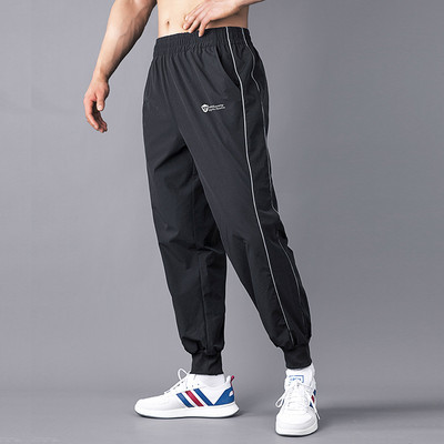 Sportiskas vīriešu apakšbikses ar uzrakstu