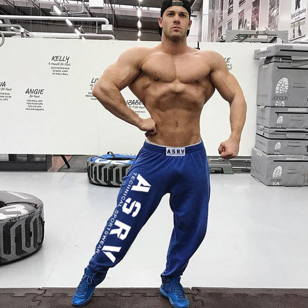 Vīriešu sporta bikses - trīs krāsās