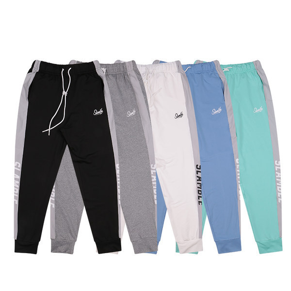 Muške sportske hlače s vezicama i natpisom pogodne za svakodnevni život