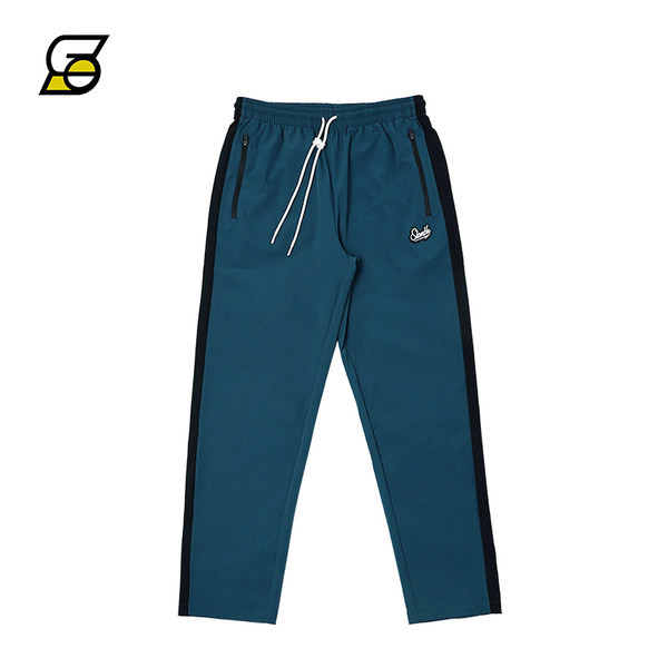 Férfi széles szárú, húzózsinóros melegítőnadrág