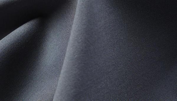 Bezmaksas raksta vīriešu bikses ar kabatu