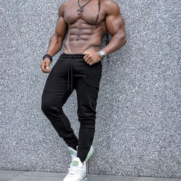 Sportmodell nadrág - fűzővel és zsebbel