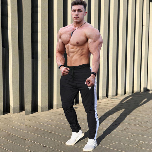 Vīriešu treniņbikses ar kabatu