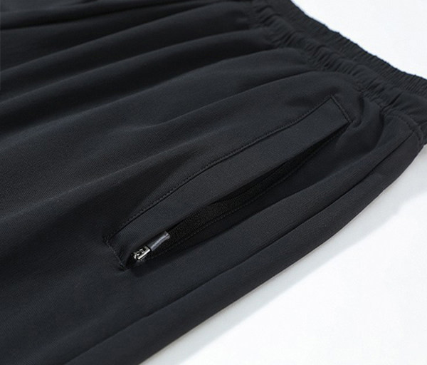 Tīras bikses ar šņorēm un kabatu