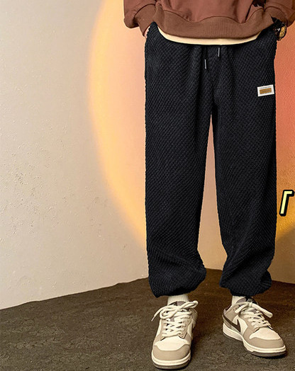 Logo sporta dibens vīriešiem