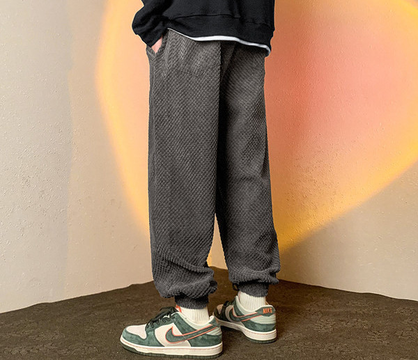 Logo sporta dibens vīriešiem