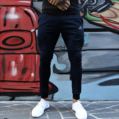 Férfi nadrág fűzővel, különböző színekben