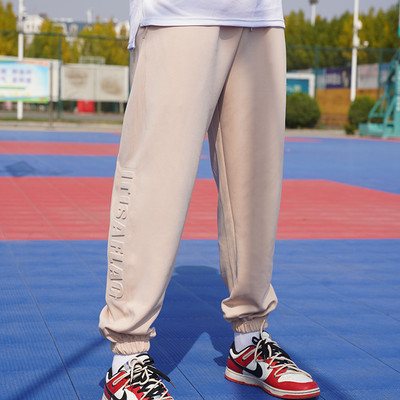 Sporta modeļa vīriešu bikses ar šņorēm un kabatu