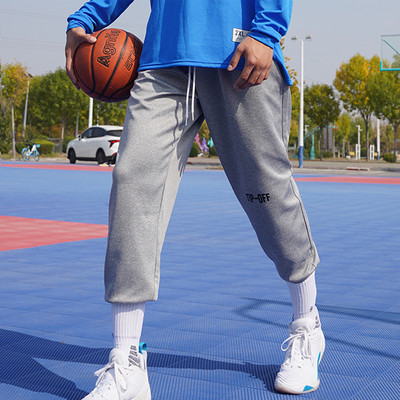 Ingyenes mintás férfi nadrág fűzővel és hímzéssel