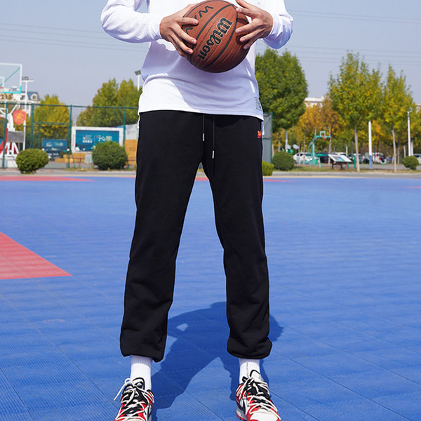 Αθλητικό μοντέλο ανδρικό παντελόνι με τσέπη