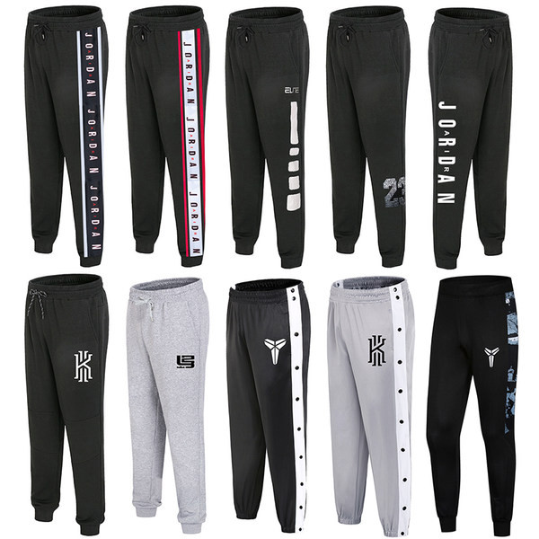 Férfi melegítőnadrág tömítéssel és mintával