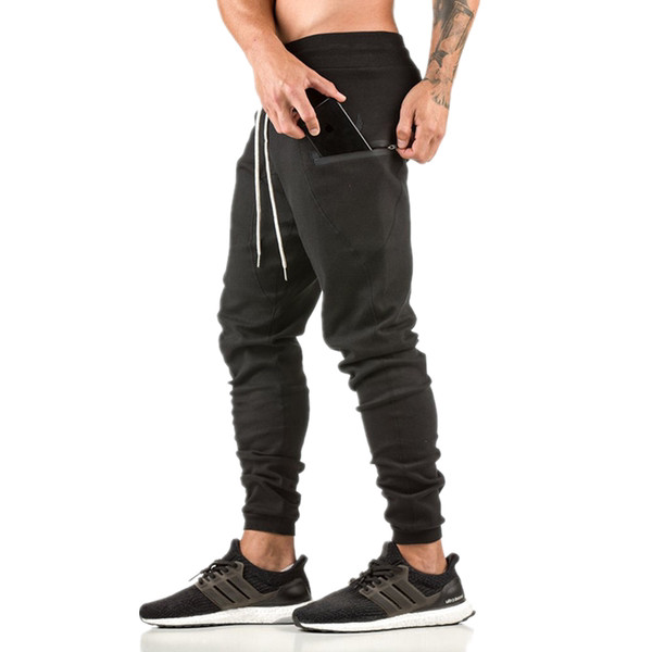 Sporta bikses ar sānu kabatu un šņorēm