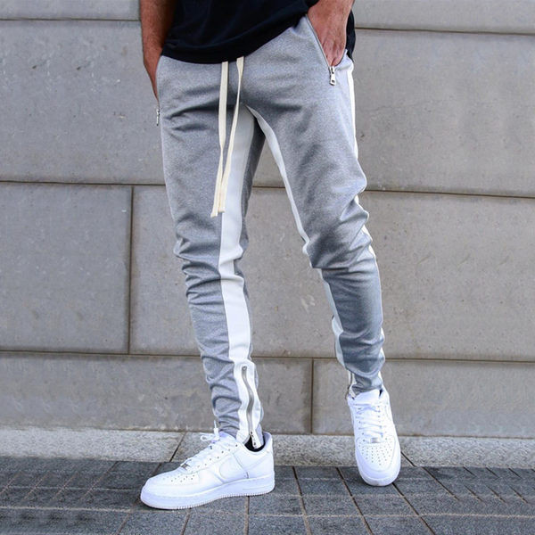 Muške sportske hlače sa šarenim motivima