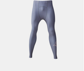 Vīriešu pieguļoši legingi, kas piemēroti sportam