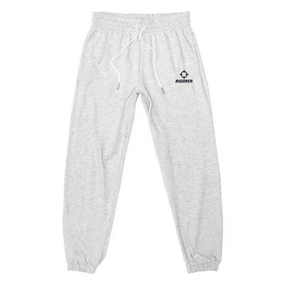 Vīriešu sporta bikses - ar uzrakstu un šņorēm