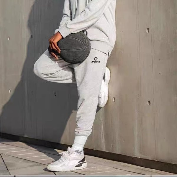 Vīriešu sporta bikses ar apdruku