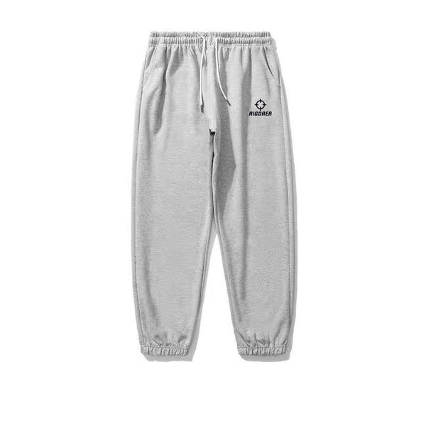 Sporta apakšbikses ar uzrakstiem vīriešiem