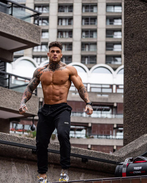 Vīriešu sporta bikses ar mežģīnēm