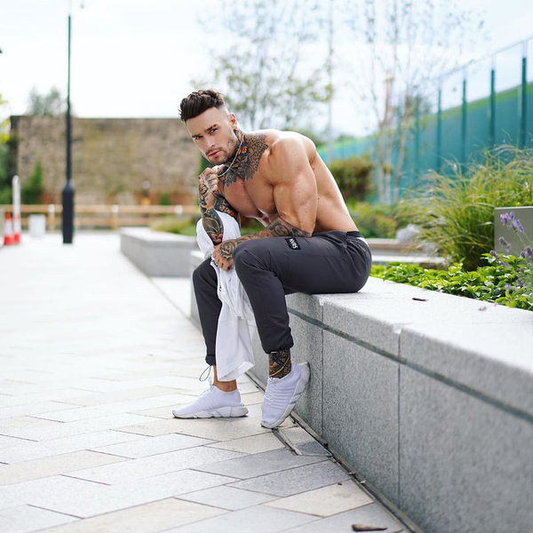 Vīriešu sporta bikses ar mežģīnēm