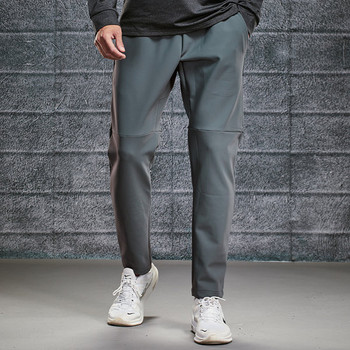 Мъжки спортен панталон- с джоб и връзки