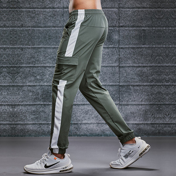 Ανδρικό αθλητικό παντελόνι με τσέπη