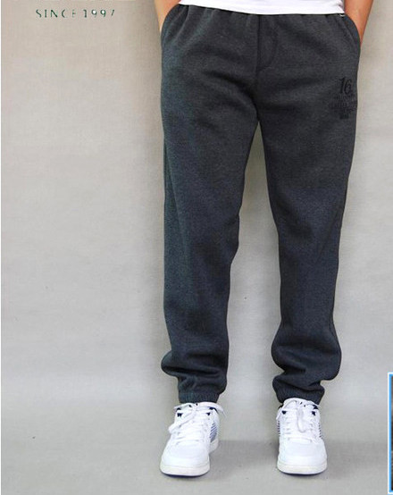 Őszi-téli férfi nadrág sportmodell zsebbel