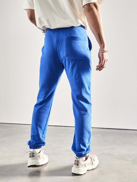 Férfi alsók felirattal