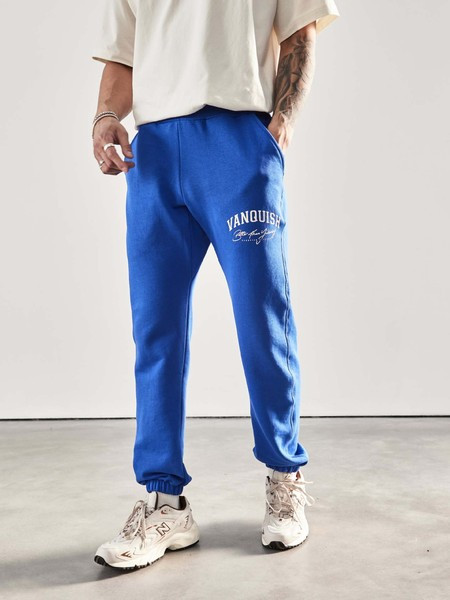 Férfi alsók felirattal