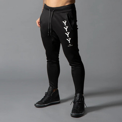 Vīriešu sporta dibens ar mežģīnēm