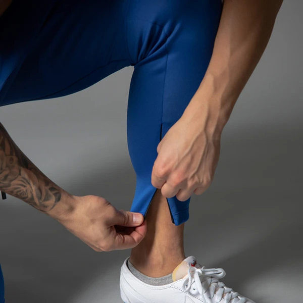 Vīriešu sporta dibens ar mežģīnēm