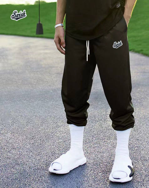 Sportiskas vīriešu apakšbikses ar uzrakstu