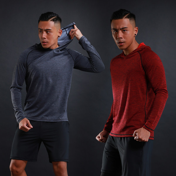 Vīriešu sporta modeļa blūze ar kapuci