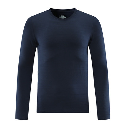 Vīriešu sporta krekls ar apdruku aizmugurē