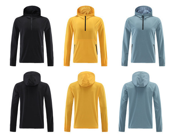 Ανδρική αθλητική μπλούζα με κουκούλα και φερμουάρ