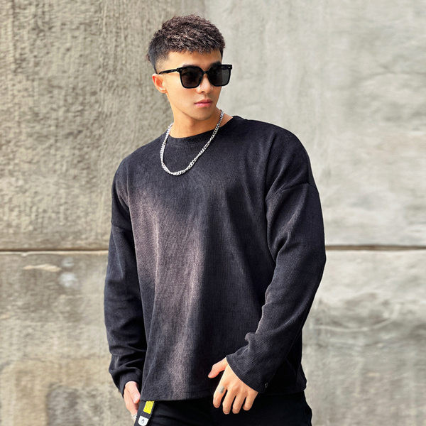 Bezmaksas raksta sporta blūze ar garām piedurknēm vīriešiem