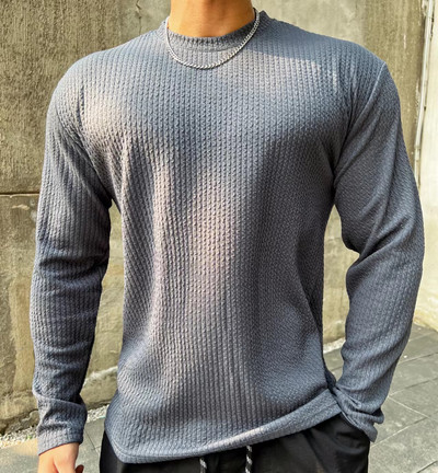 Φαρδύ ριγέ ελαστικό αθλητικό μπλουζάκι για άνδρες