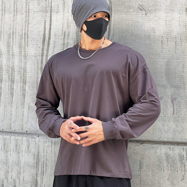 Vīriešu vienkrāsaina blūze ar garām piedurknēm