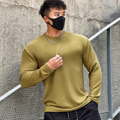 Vienkrāsainas vīriešu blūzes ikdienas modelis