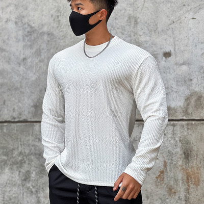 Vienkrāsainas vīriešu blūzes ikdienas modelis