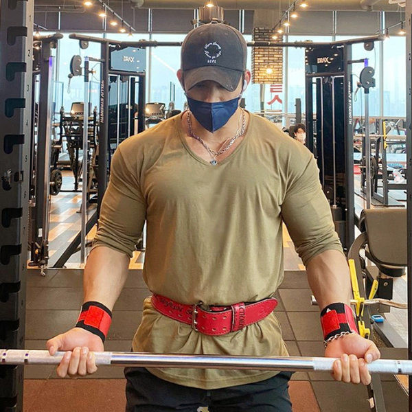 Vīriešu sporta blūze trīs krāsās