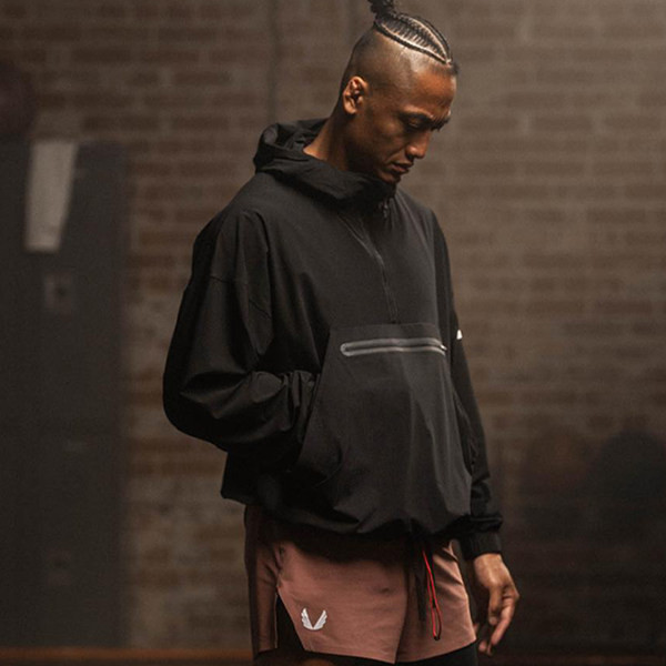 Sportski model muške bluze s kapuljačom