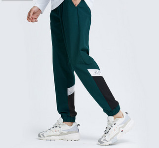 Αθλητικό ανδρικό παντελόνι με τσέπη