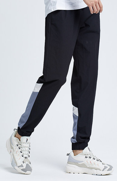Αθλητικό ανδρικό παντελόνι με τσέπη