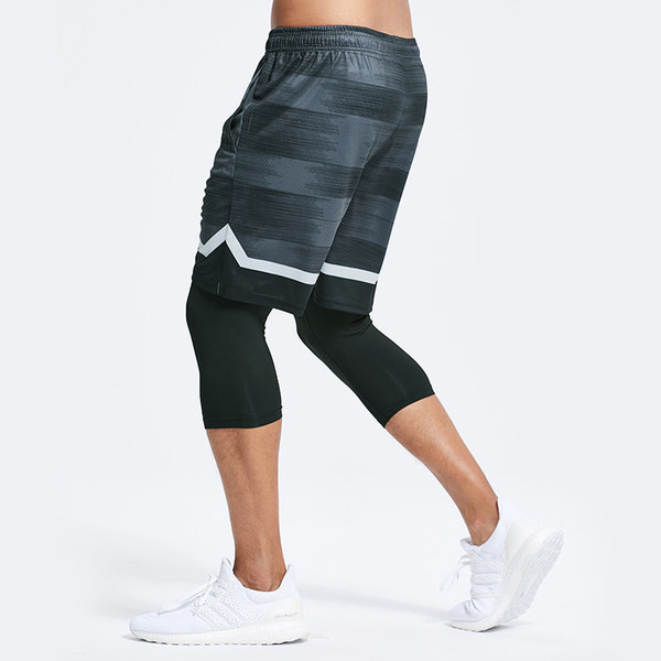 Uus meeste lühikeste pükste mudel sääristega